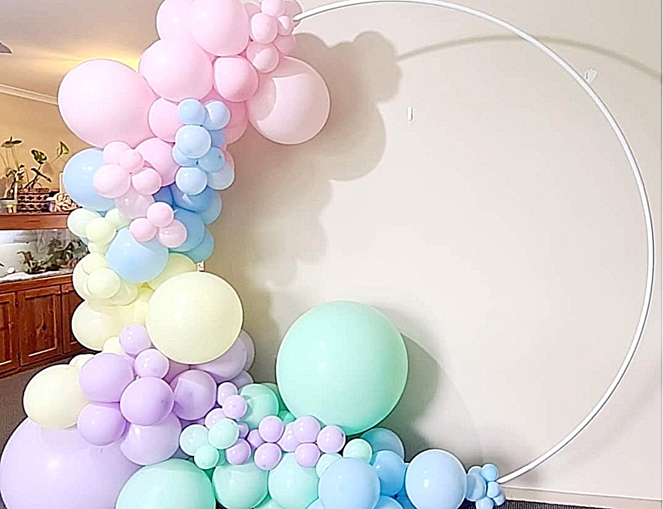  Pastel coloured balloons